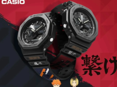 Casio G-Shock GA-B2100-1A1PRW (vänster) och G-Shock GA-B2100-1A1PRY (höger). (Bildkälla: @morgan_gshock på Instagram)