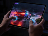 Den 13-tums Legion Y900 gaming tablet kommer att vara utrustad med Snapdragon 8 Elite Gen 5. På bilden: en kampanjbild som visar surfplattan med ett racingspel. 
