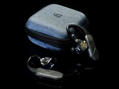 IFi Go Pod Air ansluts till IEM:er via en 2-polig eller MMCX-kontakt. (Bildkälla: iFi Audio)