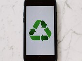 Gamla mobiltelefoner kan användas i nya, miljövänliga IT-koncept.