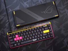 Den nya Asus ROG Falchion Ace HFX ZywOo Edition har en uppfräschad design med gula och rosa accenter. (Bildkälla: Asus)