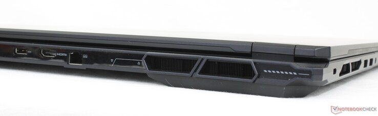 Baksida: AC-adapter, HDMI 2.1, RJ-45 (2,5 Gbps)