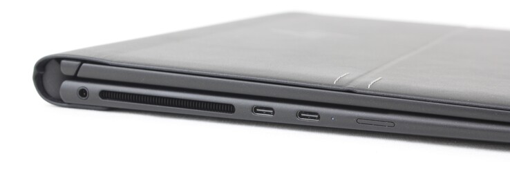 Vänster: 3,5 mm headset, 2x USB-C 4.0 med Thunderbolt 4, DisplayPort och Power Delivery, Nano-SIM-kortplats