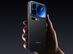 Xiaomi 17-serien säkrade de högsta poängen i den senaste prestandatabellen. På bilden: baksidan av Xiaomi 17 Pro. (Bildkälla: Xiaomi)