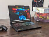 Recension av MSI Crosshair A16 HX E8WGK: Ryzen 9 Zen 4 presterar bättre än Ryzen 9 AI Zen 5