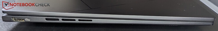 Vänster: USB-A (5 Gb/s)
