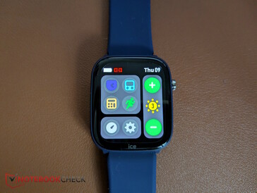 Svep åt vänster - displayens ljusstyrka och mycket mer