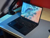 Lenovo ThinkPad X13 Yoga G4 Laptop Review: Konvertibel med lång batteritid och svag prestanda