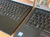 X1 Carbon Gen 14 (till vänster) jämfört med Gen 7 (till höger)