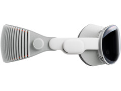 En reklambild för Apple:s Vision Pro mixed reality-headset med enheten presenterad mot en vit bakgrund. (Bildkälla: Apple)