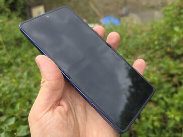 Samsung Galaxy Z Flip7 recension. (Bildkälla: Marcus Herbrich)