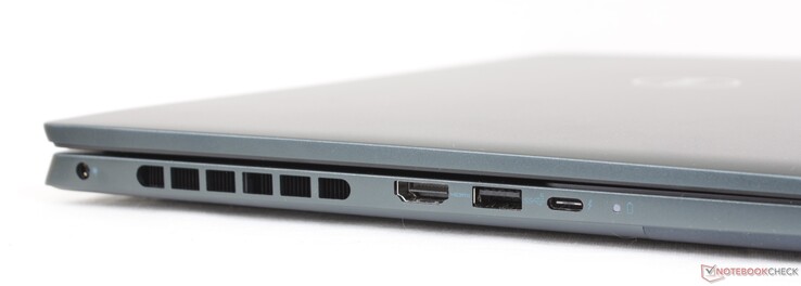 Vänster: AC-adapter, HDMI 2.0, USB-A 3.2 Gen. 1, USB-C med Thunderbolt 4 + DisplayPort + Power Delivery