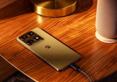 Motorola påstås smuggla in affiliatekoder i shoppingappar.