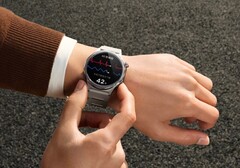 Oppo Watch X3 har ett robust fodral i titan.