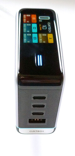 Vy över ovansidan och framsidan.