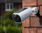 Ankers eufyCam E40 (bilden) med solpanel har lanserats i Europa. (Bildkälla: eufy)