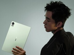 Årets version av Huawei MatePad 12 X är en spegelbild av sin föregångare. (Bildkälla: Huawei)