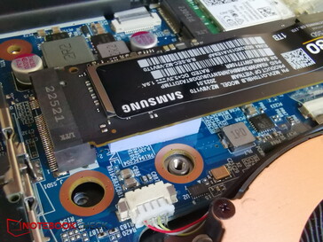Kylplatta under SSD-enheten