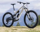 Canyon Spectral:ON CF 9 är förhållandevis lätt och levererar stark dragkraft