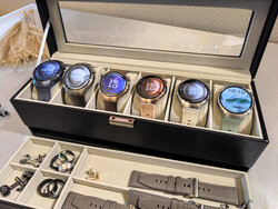 Flera versioner av Huawei Watch 5 (Foto: Daniel Schmidt)