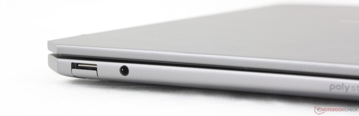 Vänster: USB-A (10 Gbps), 3,5 mm headset