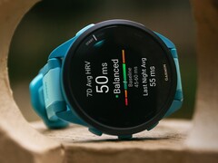 Garmins äldre Forerunner-smartklockor (FR165 på bilden) får betaversion 25.02. (Bildkälla: Garmin)