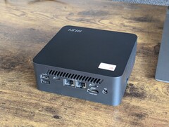 Den integrerade högtalaren för MSI NUC 2MG är bra på papperet, men i praktiken är dess volym för låg för många miljöer (Bildkälla: Notebookcheck)