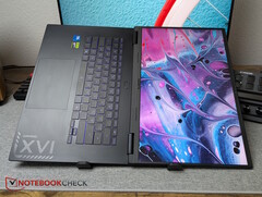 Gigabyte Gaming A16 Pro GA6DH bärbar dator framifrån med öppen skärm och synligt tangentbord