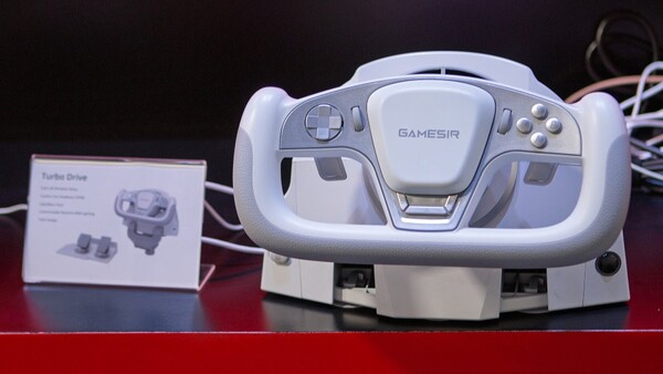 GameSir Turbo Drive är en simulerad racingratt med en yoke-design. (Bildkälla: Retrohanhelds)