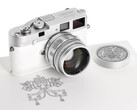 Leica "Pope Francis" M-A 35 mm mätsökare är en unik kopia av denna klassiska helt mekaniska filmkamera. (Bildkälla: Leica)