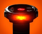 Polar Street X Smartwatch har en LED-ficklampa som även kan lysa rött.