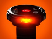 Polar Street X Smartwatch har en LED-ficklampa som även kan lysa rött.
