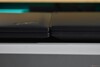 ThinkPad T14 Gen 7 (till höger): Nyare och tjockare, med ett platt skärmlock