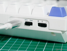 Keychron Q1 HE 8K profil- och OS-växlar. 