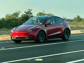Tesla Model Y Standard återgiven i röd färg (Bildkälla: Moose/X)