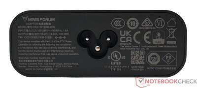 120-watts nätaggregat (19 V; 6,32 A)