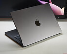 Apple MacBook Pro 14 M5 (bildkälla: Notebookcheck)