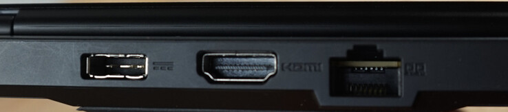 Portar tillbaka: PSU, HDMI 2.1 (8K/60 Hz), LAN-port (2,5 Gbit/s)