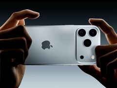 Apple iPhone 17 Pro kan klara sig helt utan SIM-kortplats. (Bildkälla: AppleTrack)