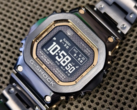 Casio G-Shock GMW-BZ5000GD-1 (bilden) verkar ha något mer skulpterade luggar och polerade kanter än vad tidigare bilder visade. (Bildkälla: L&amp;W på WatchUSeek)