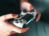 Moderna PlayStation-kontroller, som DualShock 4, fungerar felfritt med RPCS3.
