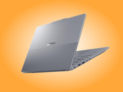 ThinkBook 14 Gen Q8Y i utförandet Luna Grey.