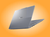 ThinkBook 14 Gen Q8Y i utförandet Luna Grey.