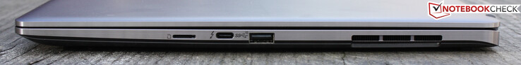 microSD (UHS-III), Thunderbolt 4 med DisplayPort, USB 3.2 Gen 2 (SuperSpeed 10 Gbps)