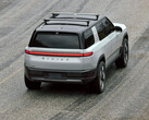 Rivian R2 baktill.