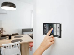 Shelly Wall Display X2 finns nu tillgänglig i Europa. (Bildkälla: Shelly)