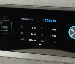 Displayen ger detaljerad information