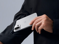 OnePlus 13T kommer att ha ett batteri på 6 260 mAh (Bildkälla: OnePlus - redigerad)