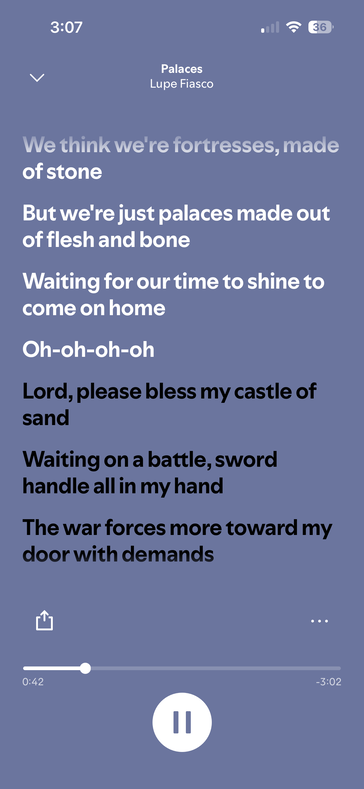 ...jämfört med textfliken i Spotify.