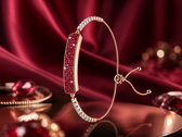 Inllie Luna Light-armband i guldfinish med röda moissanit-accenter 